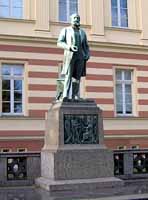 Estatua de Kekulé en Bonn